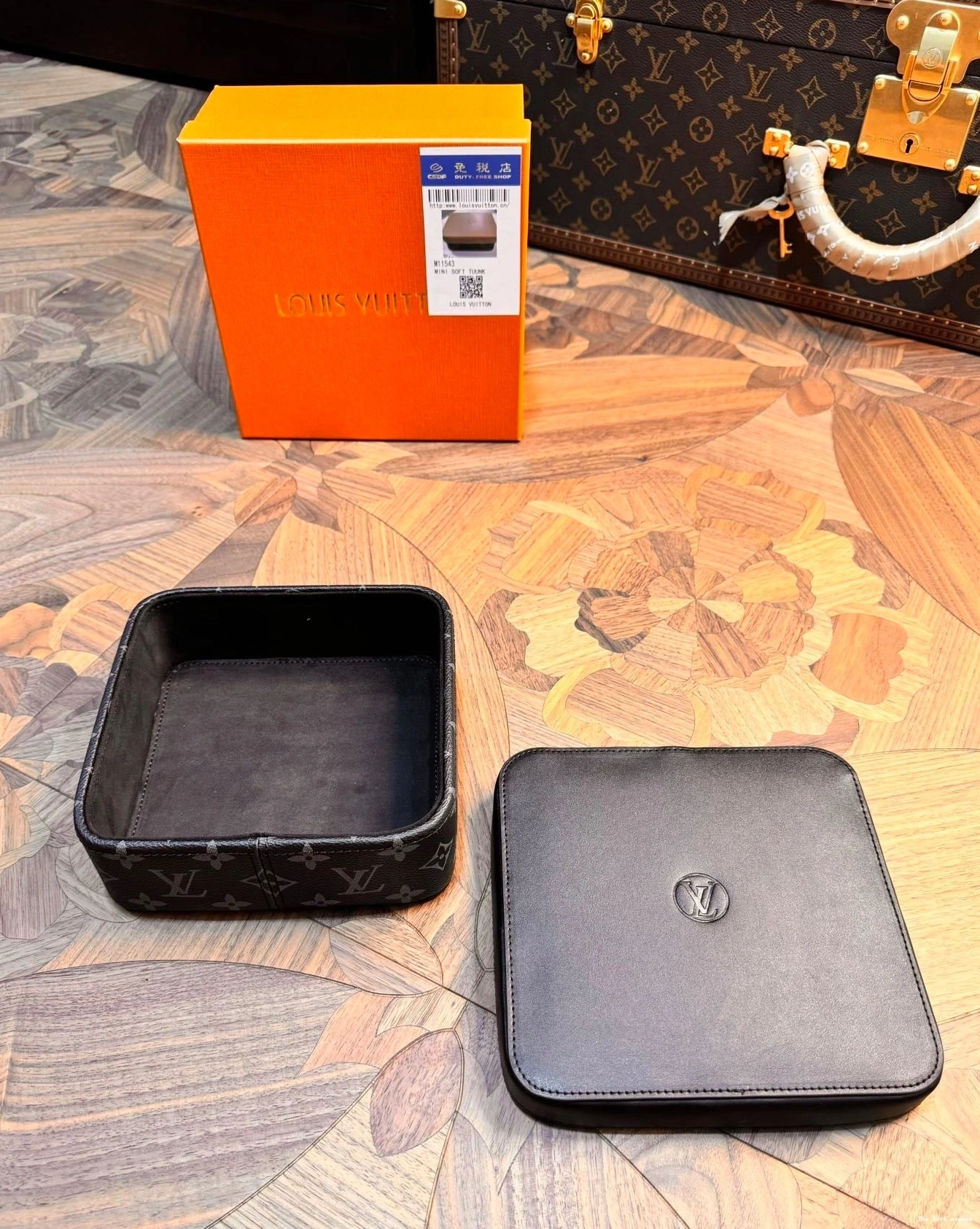 JEWELRY LV BOX BLACK CUSTOM SQUARE 0802